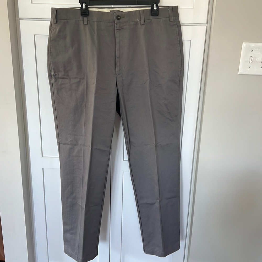 EUC Orvis Size 38 Pants